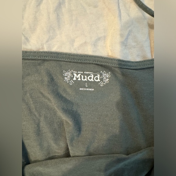 Mudd Camisole Set - Picture 2 of 2